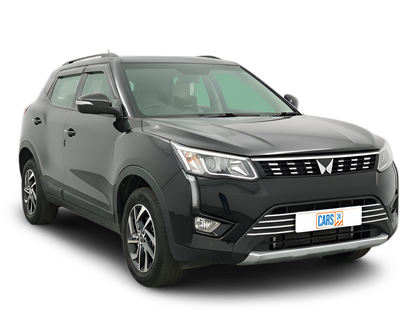 2023 Mahindra XUV300 - SUV - Diesel - Manual - ₹10.72 lakh